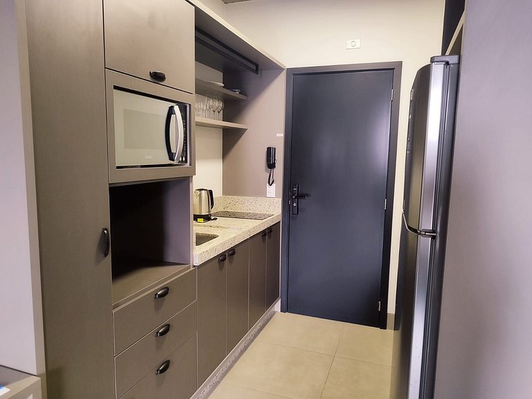 Studio Central com garagem 503CP