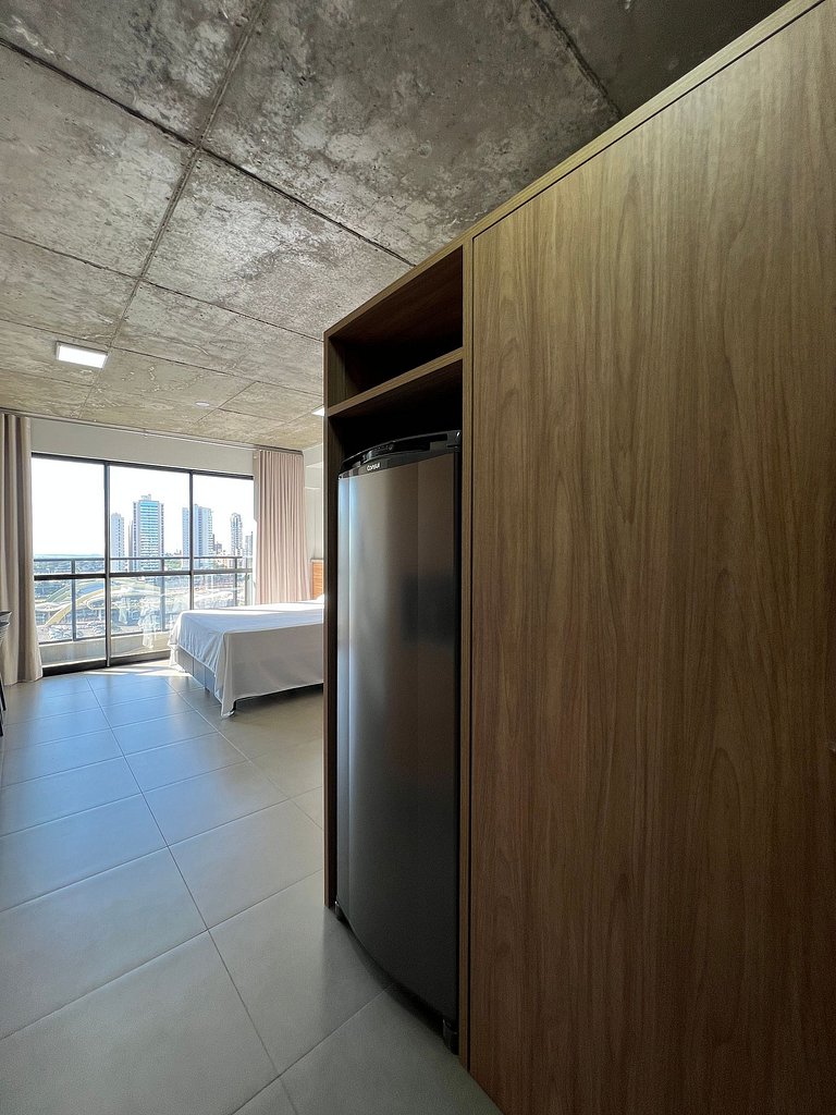 Studio Central com garagem 1204CP