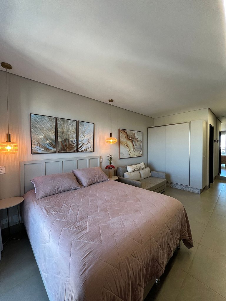 Studio 1401 Super Luxo, com sacada e A/C