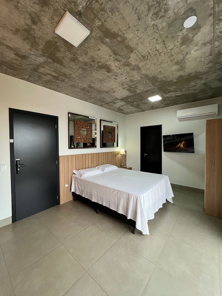 Studio 802 com sacada, garagem e A/C