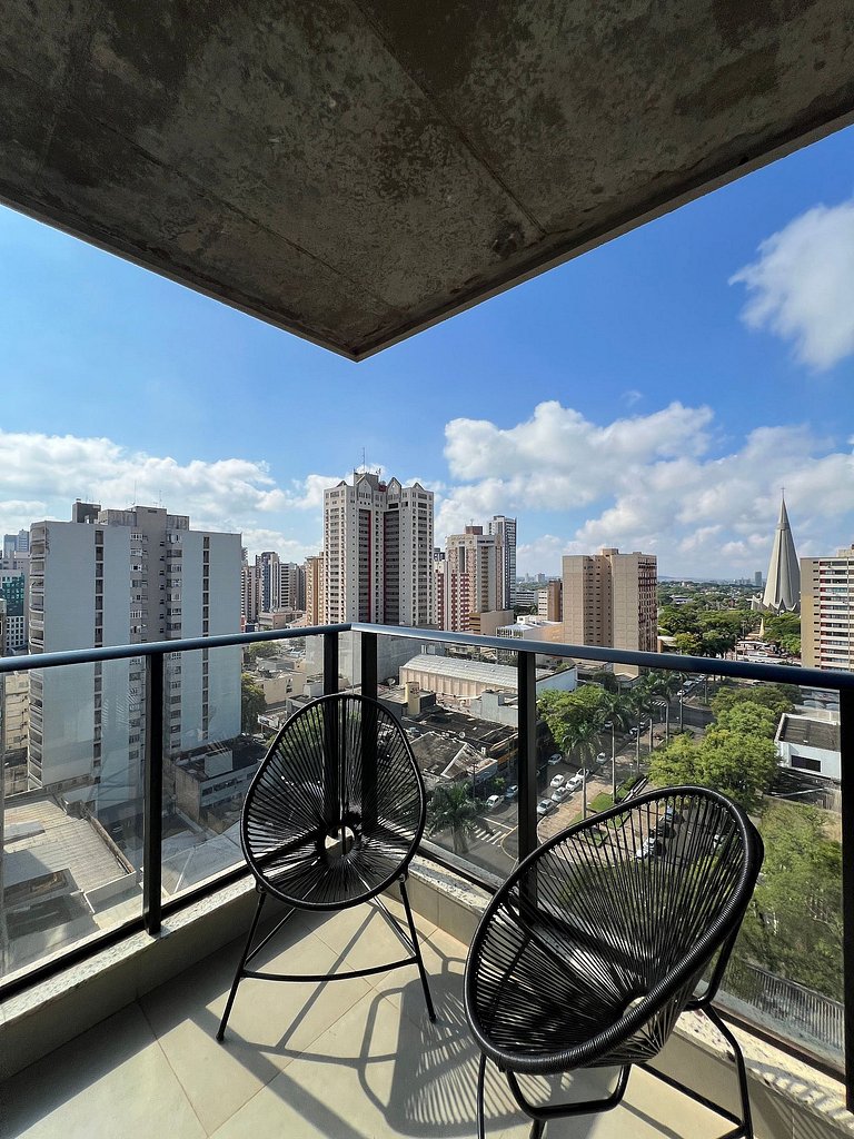 Studio 1301 com sacada, garagem e A/C