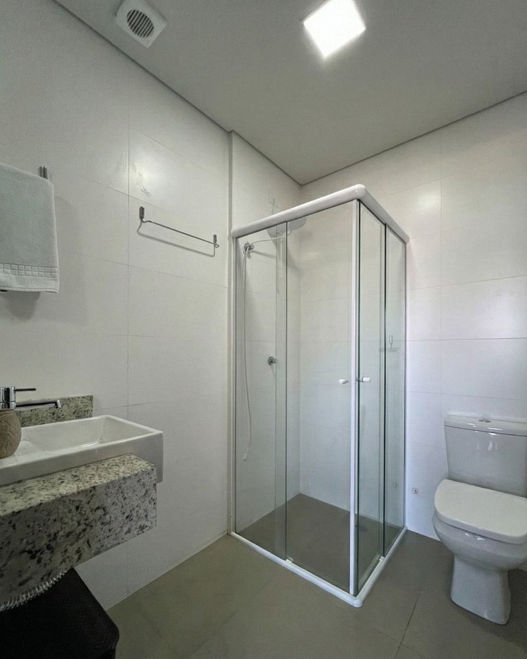 Studio Central com garagem 1204CP