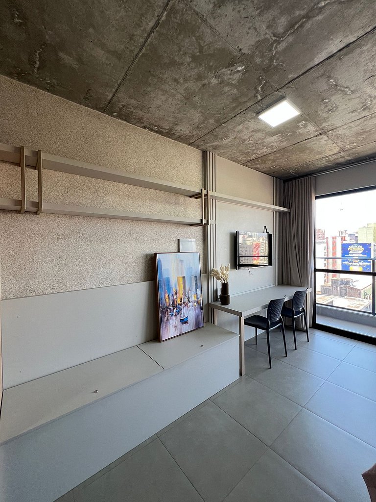 Studio Central com garagem 1204CP