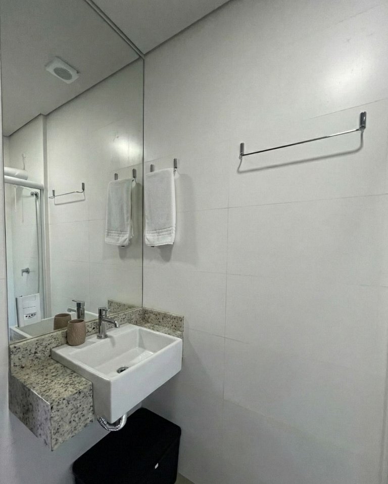 Studio Central com garagem 1204CP