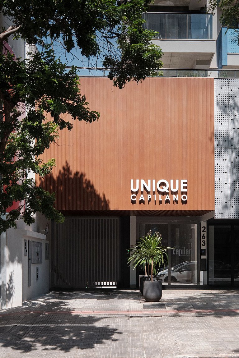 Studio 1301 com sacada, garagem e A/C