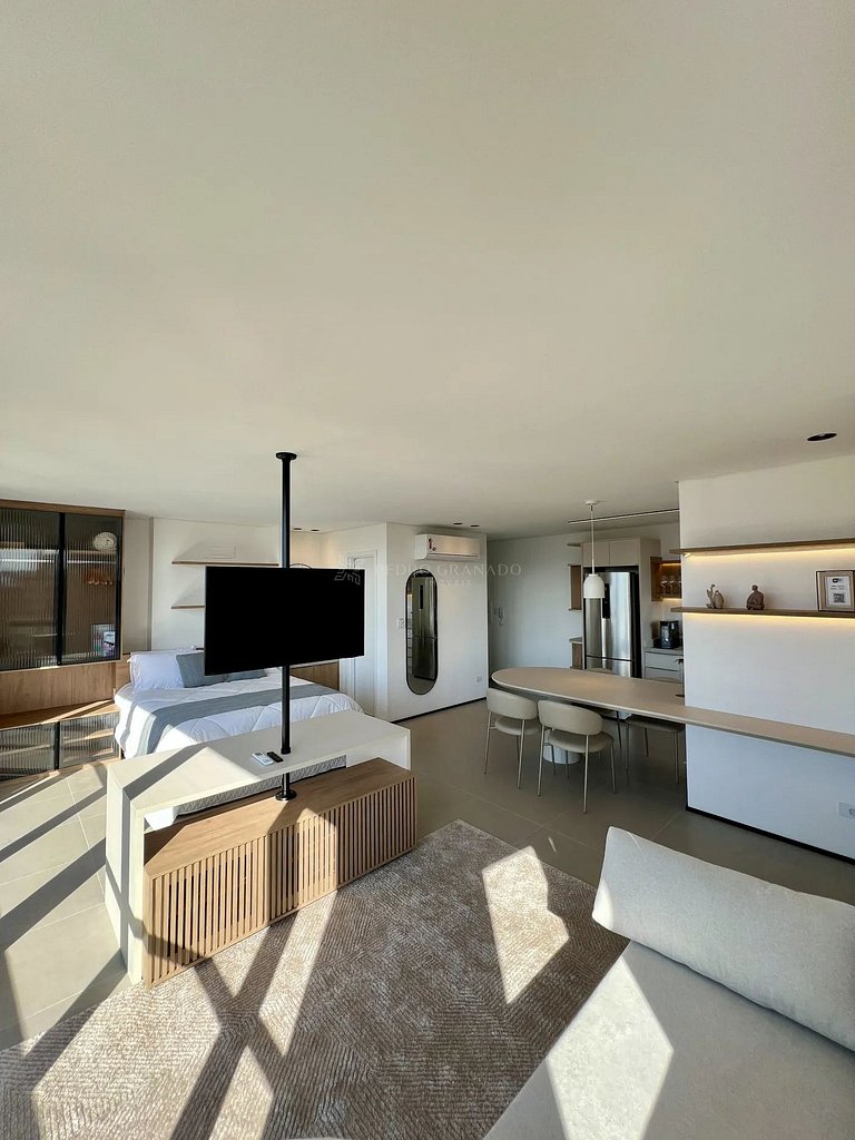 Neo House - 1702