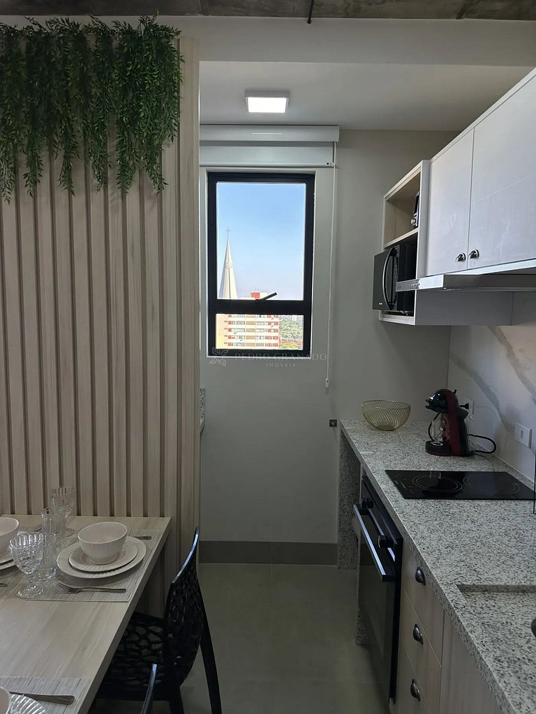 Studio 1502 com sacada, garagem e A/C