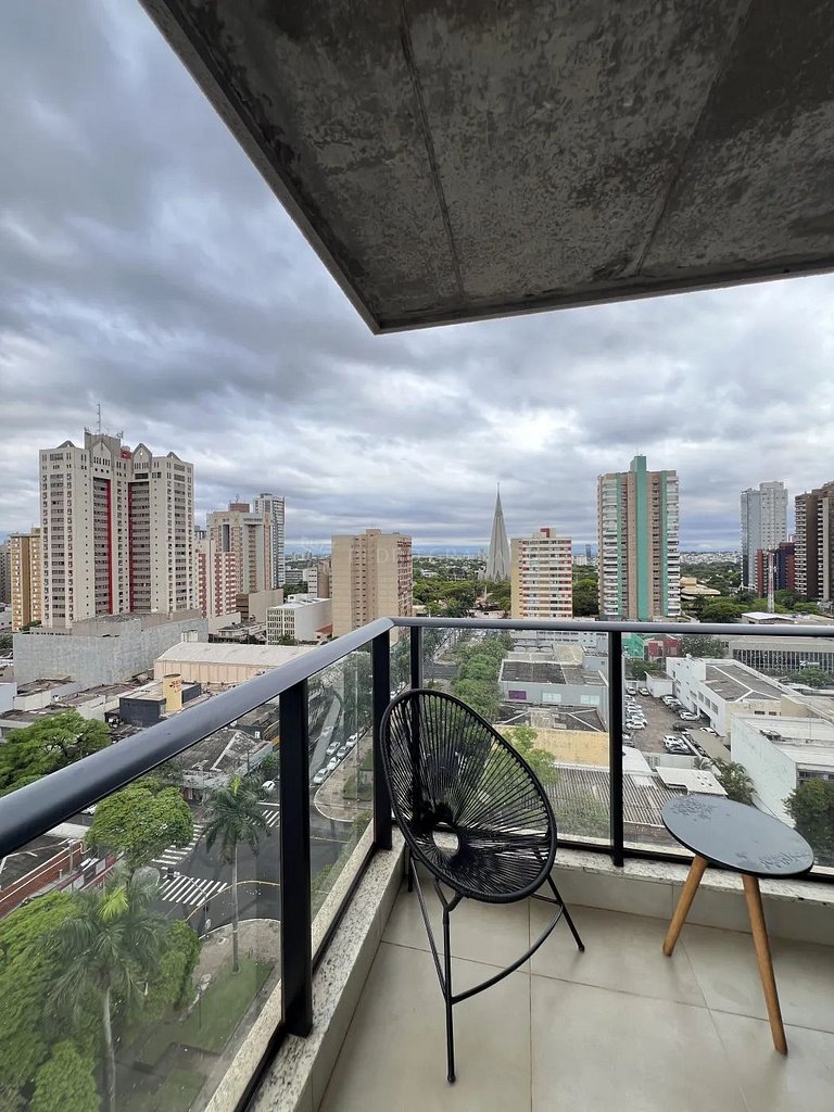 Studio 1301 com sacada, garagem e A/C